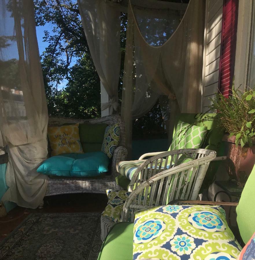 Bel'S Inn Bed And Breakfast 金斯顿 外观 照片